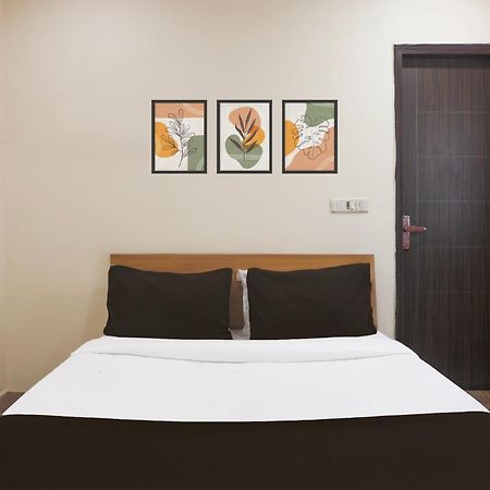 Super Hotel O S J Residency Delhi  Extérieur photo