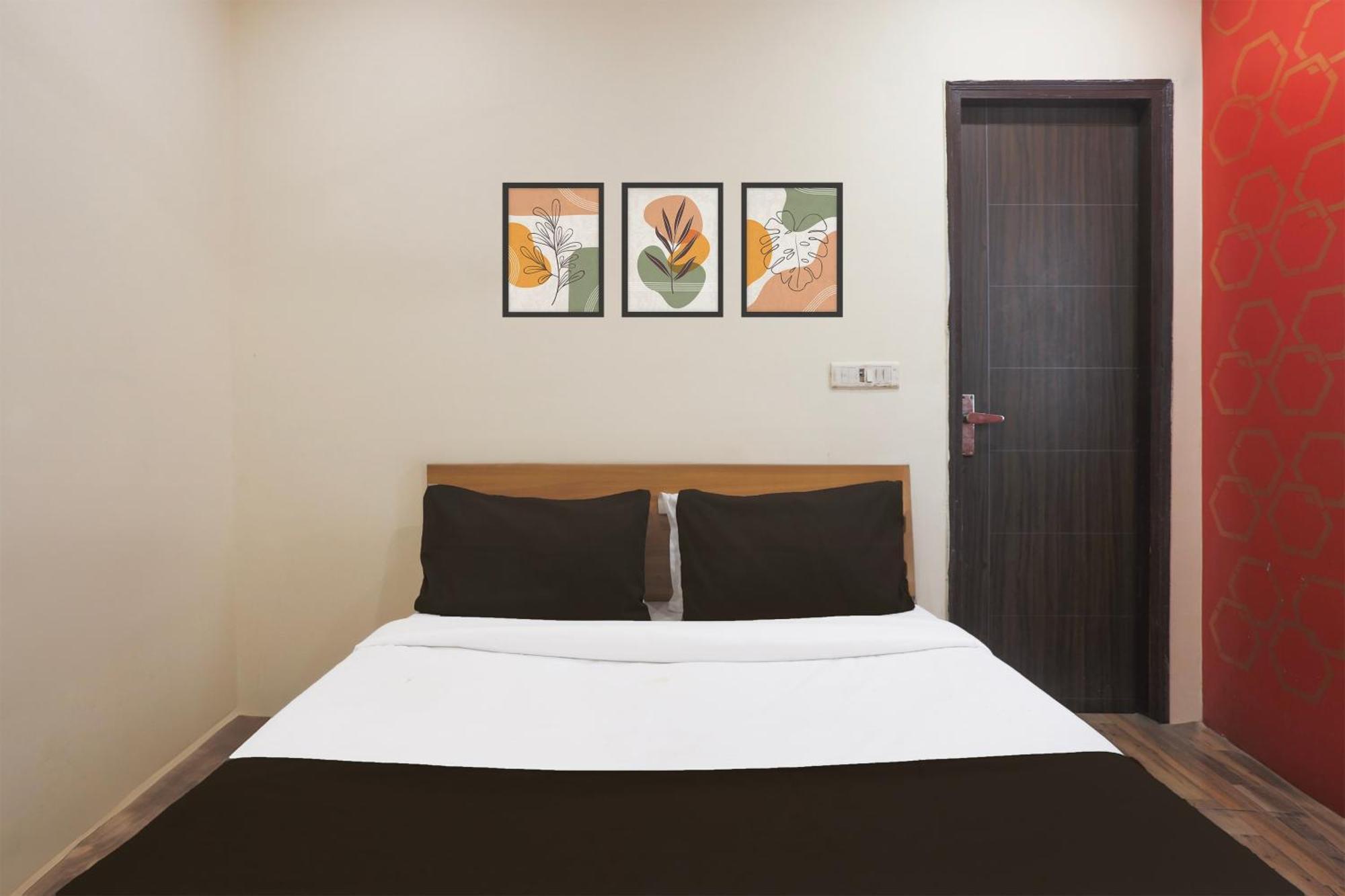 Super Hotel O S J Residency Delhi  Extérieur photo