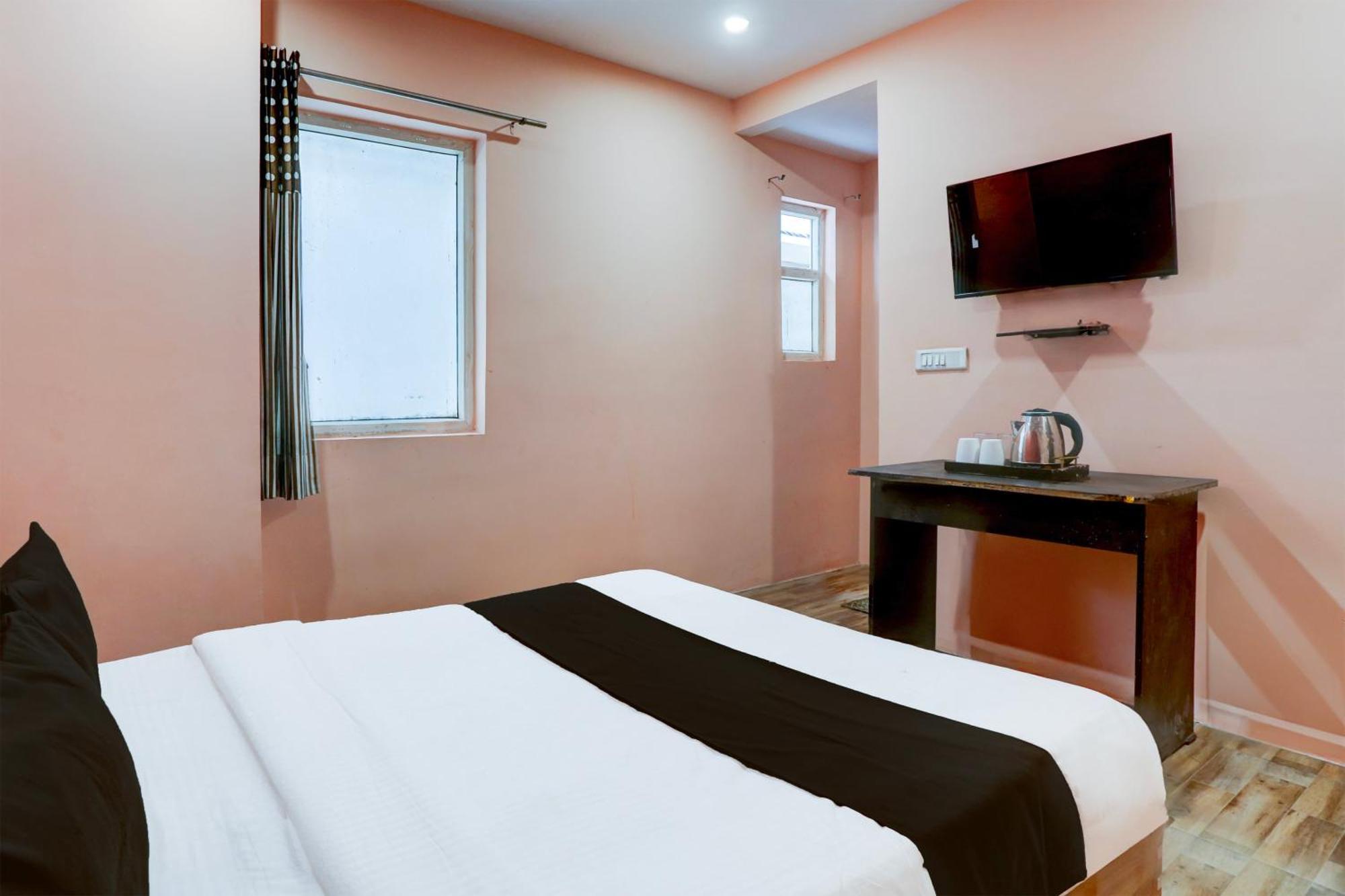 Super Hotel O S J Residency Delhi  Extérieur photo