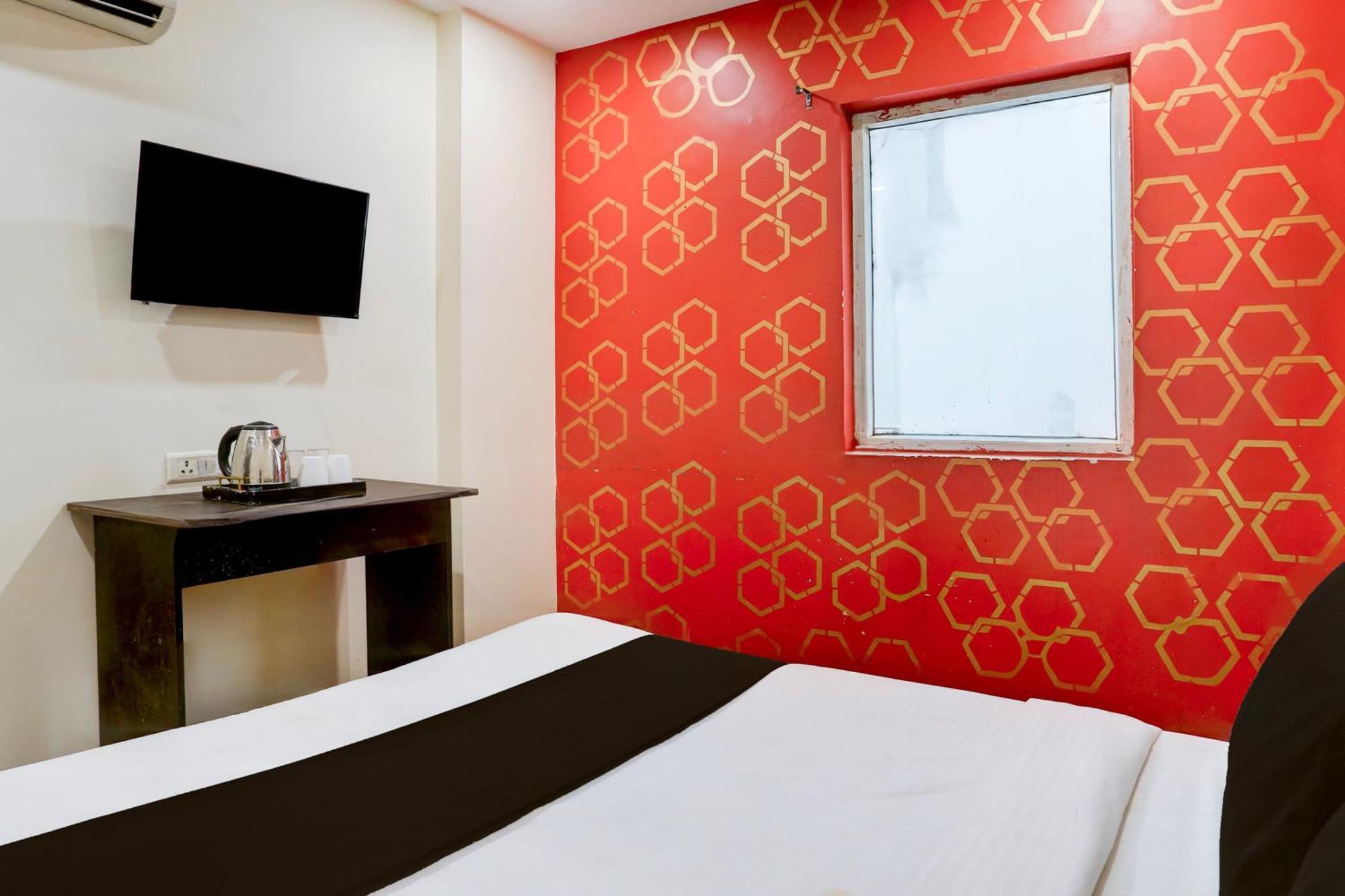 Super Hotel O S J Residency Delhi  Extérieur photo