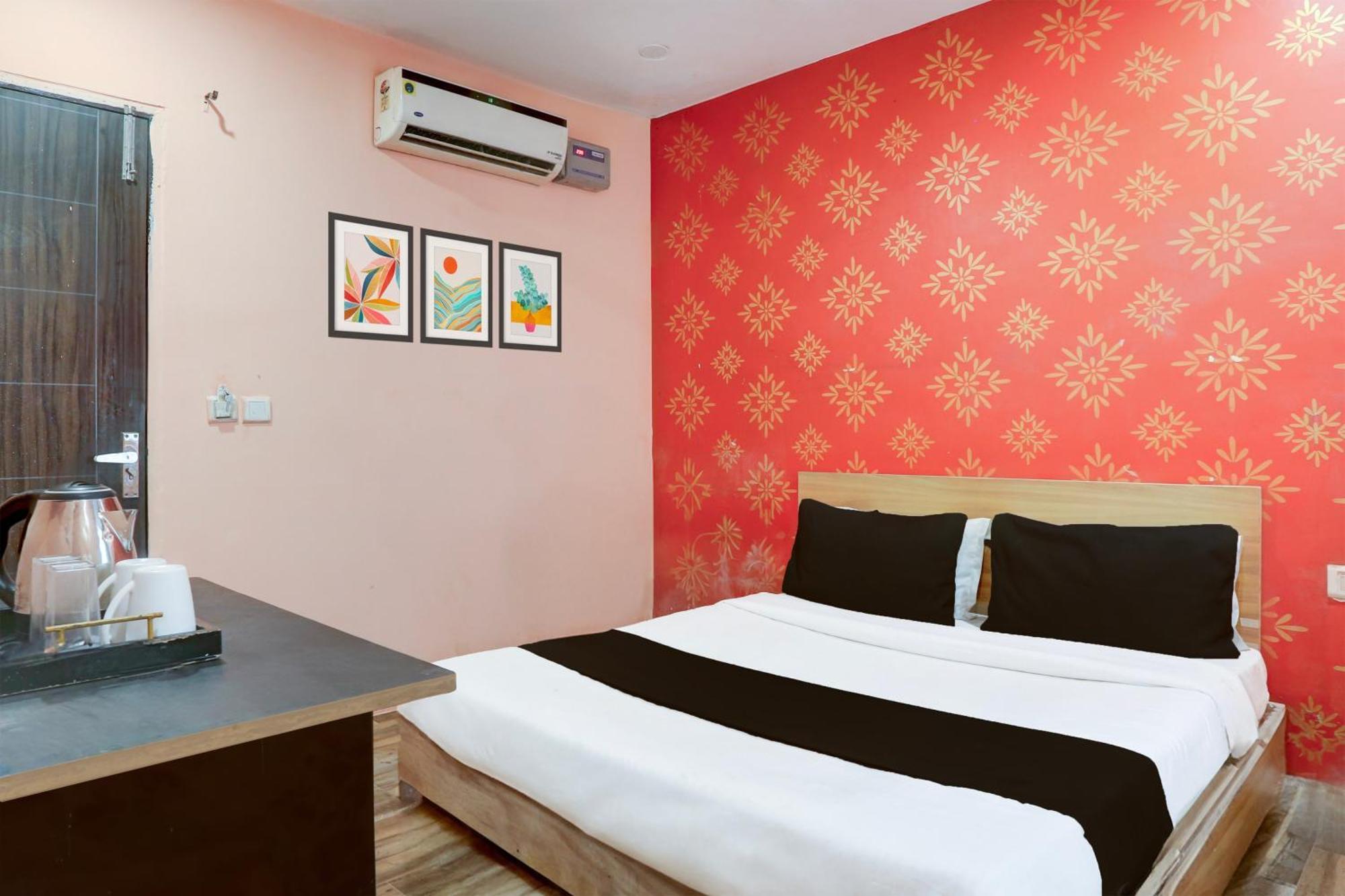 Super Hotel O S J Residency Delhi  Extérieur photo