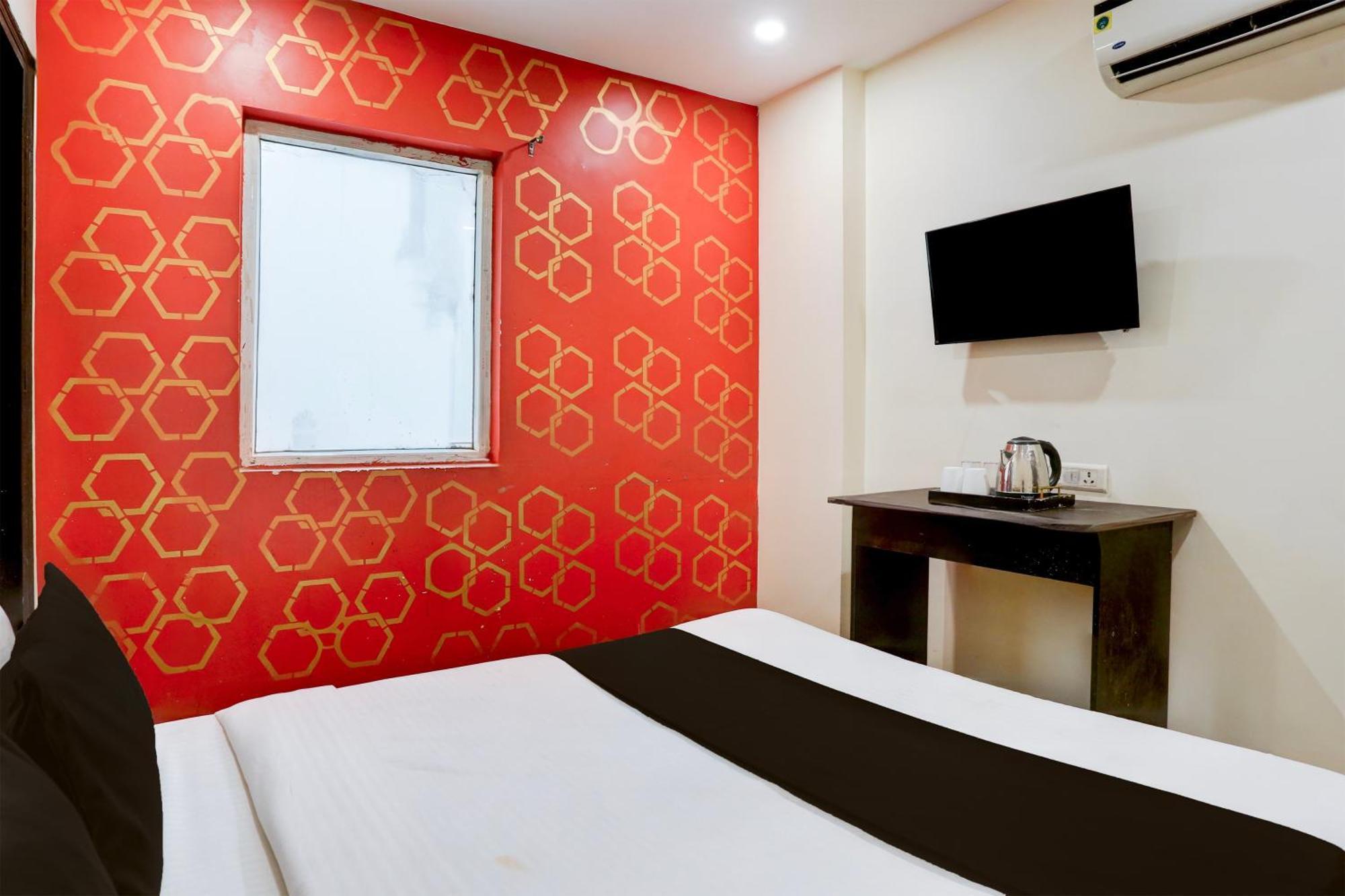 Super Hotel O S J Residency Delhi  Extérieur photo